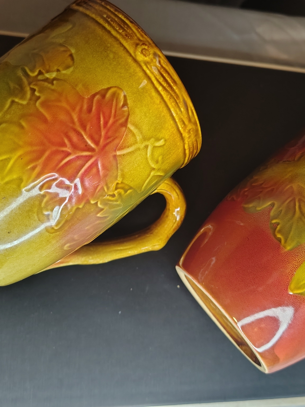 Vintage Cracker Barrel Bountiful Harvest Autumn Leaf Coffee Mugs - Set of 2